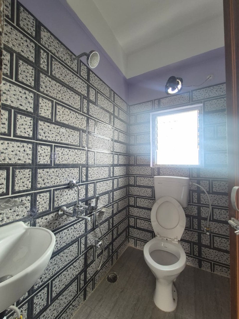Semi Furnished 2bhk in Hengrabari, Guwahati, Assam, India for Rent